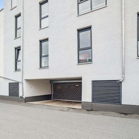 Sali Homes Elegant And Stylish Retreat In Heart Of Bayreuth, Close To River Ngoại thất bức ảnh