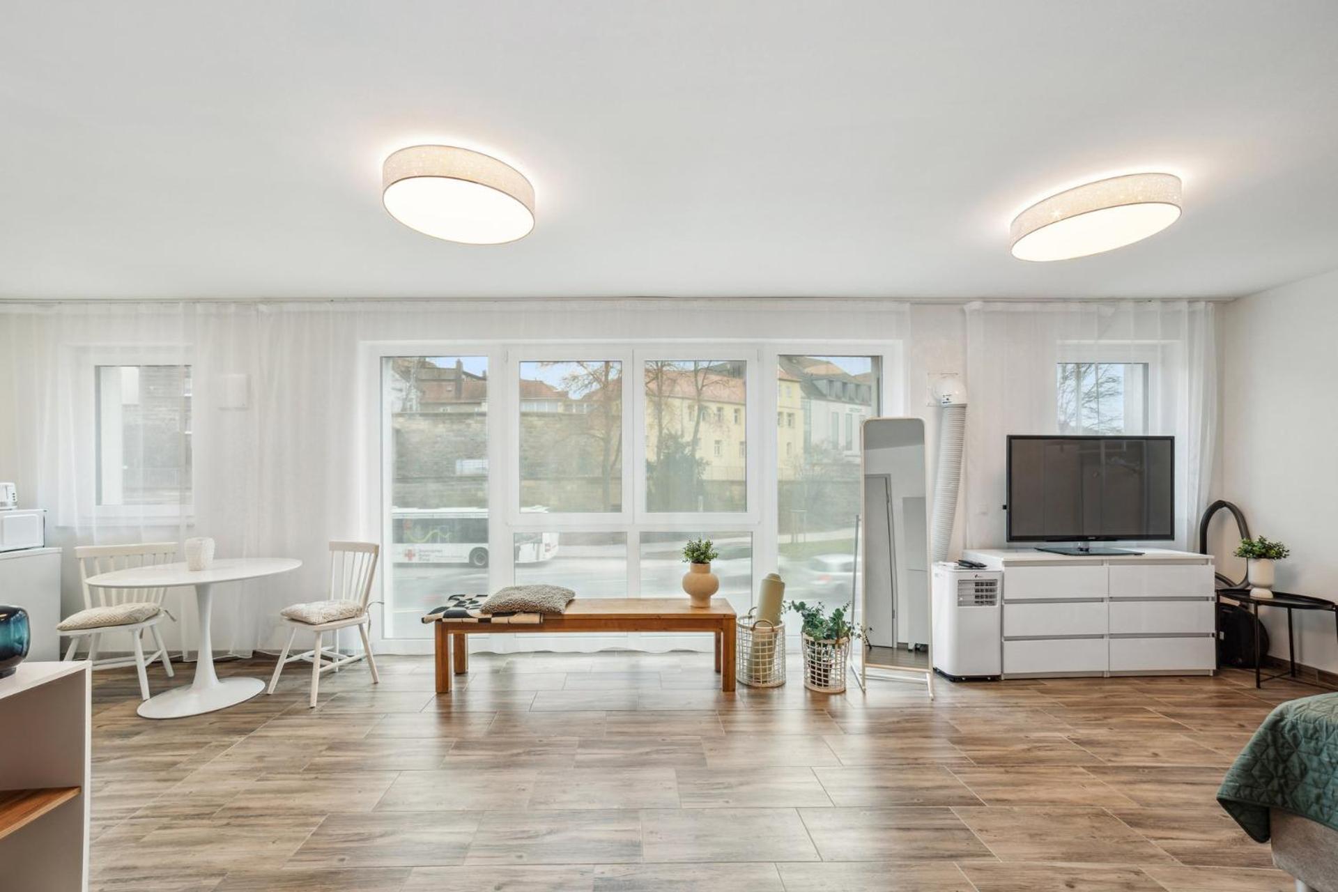 Sali Homes Elegant And Stylish Retreat In Heart Of Bayreuth, Close To River Ngoại thất bức ảnh